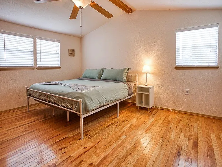 805 Ester Dr — Photo 31
