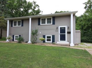 3134 45th St, Moline, IL 61265