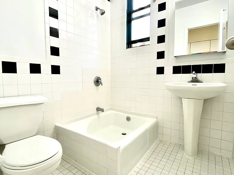 524 E 79th St #3-C — Photo 9