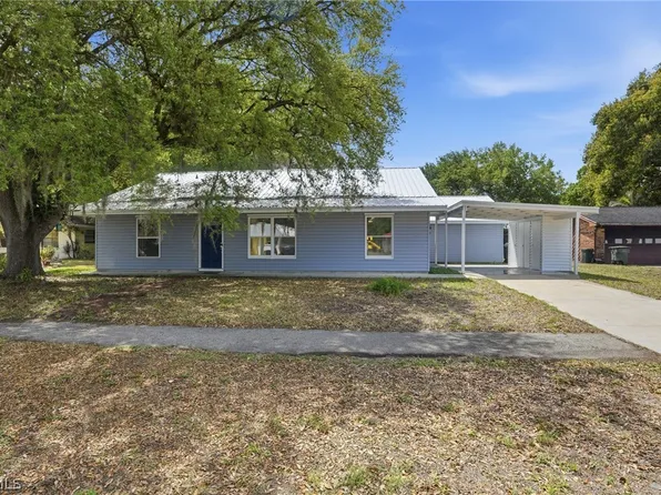 210 E Sugarland Cir, Clewiston, FL 33440