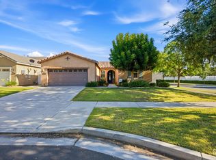14707 Coneflower Dr, Bakersfield, CA 93314