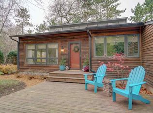 2114 N Gateway St, Middleton, WI 53562