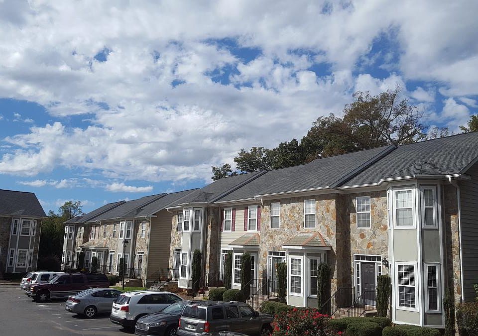 20 unit private complex