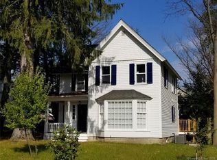 10 Library St, Salisbury, CT 06068