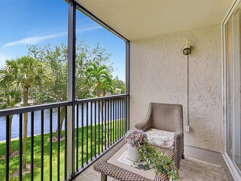 14 Royal Palm Way #303 — Photo 17