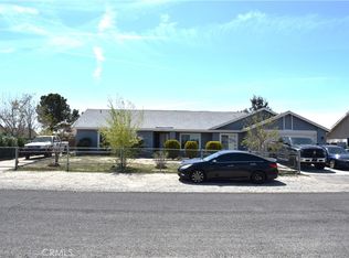 13585 Mount Ranier Way, Hesperia, CA 92345