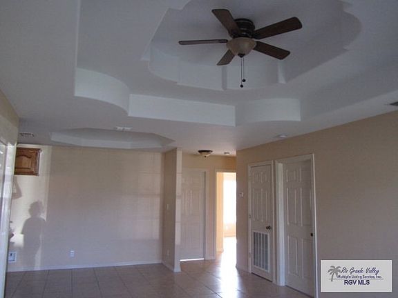 2nd image of 4512 Espinosa Ln