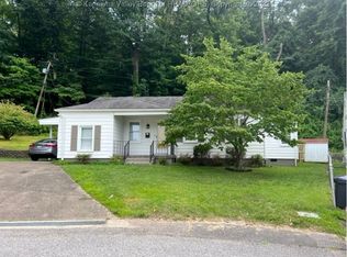1021 Cove Way, South Charleston, WV 25309
