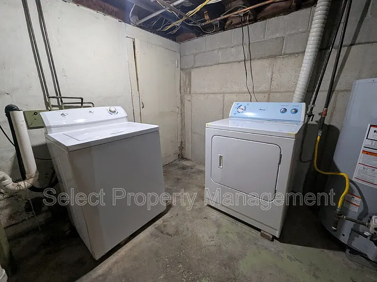 430 W State Blvd — Photo 23