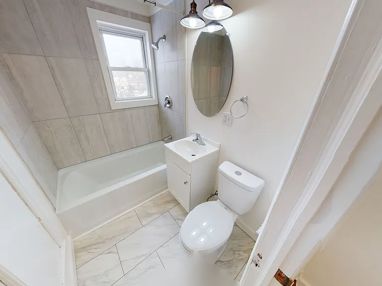 519 Vine St — Photo 7