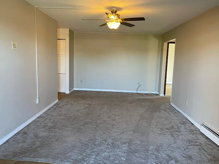 4460 S Poplar St #102 — Photo 25