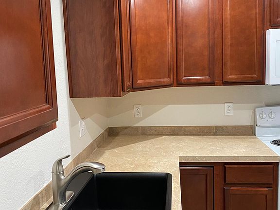 Garbage disposal also.