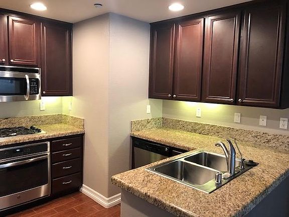 4th image of 8833 Promenade North Pl