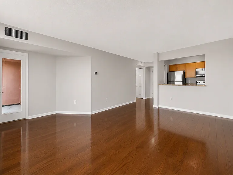 10101 Grosvenor Pl #1404 — Photo 2
