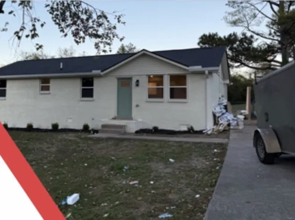 568 Phipps Dr, Nashville, TN 37218