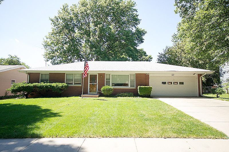 1st image of 517 Jeffery Dr