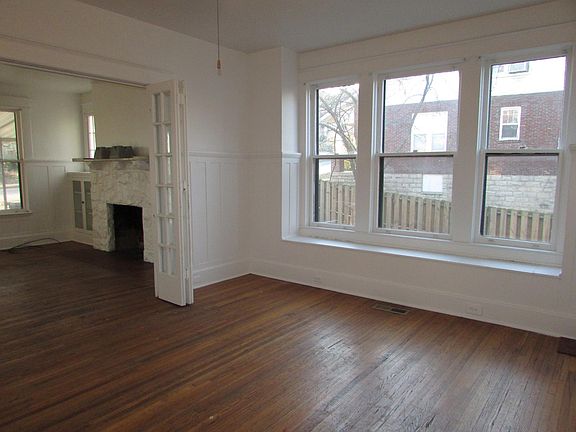 4th image of 3100 Vanderbilt Pl #1
