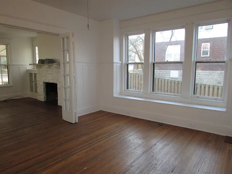 3100 Vanderbilt Pl #1 — Photo 4