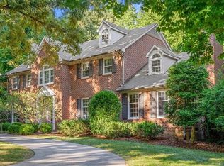 3800 Meredith Dr, Greensboro, NC 27408