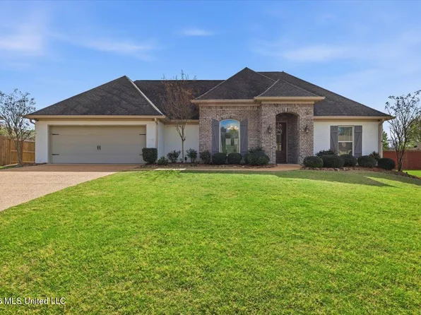 243 Tucker Dr, Brandon, MS 39042