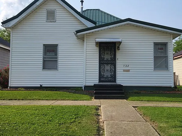722 W 6th St, Mount Carmel, IL 62863