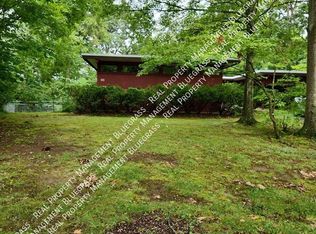 111 Vanwinkle Grv, Berea, KY 40403