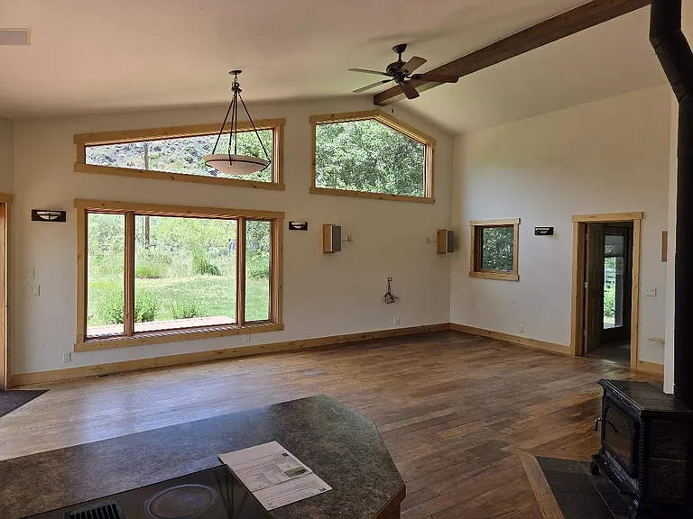 342 Broadford Rd — Photo 3