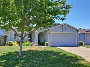7408 Sunborough Ln, Sacramento, CA