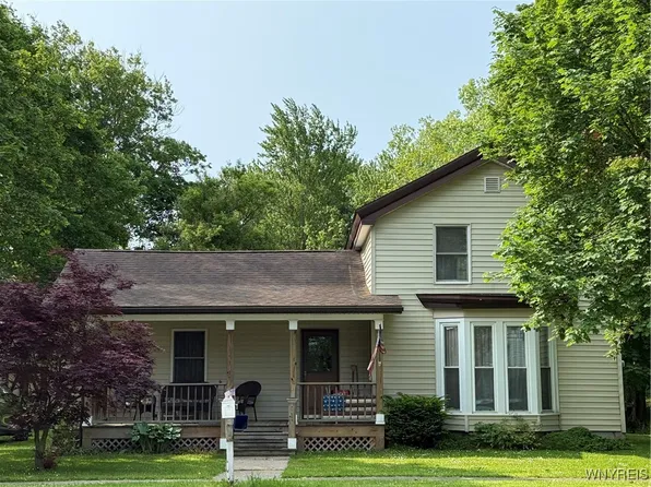 38 E Main St, Corfu, NY 14036