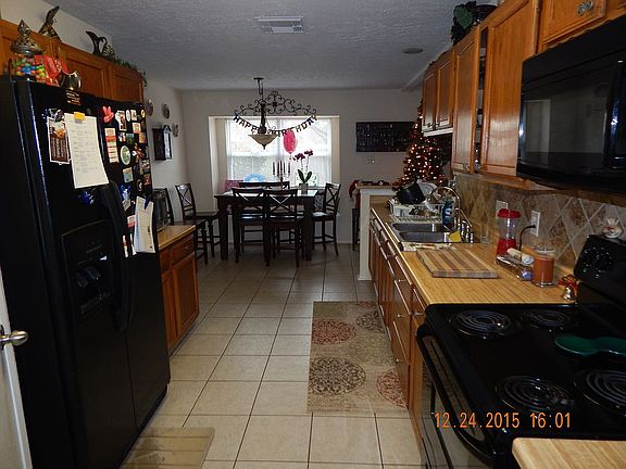 5th image of 413 Windhollow Cir