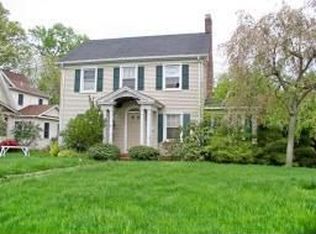 296 Grove St, Somerville, NJ 08876