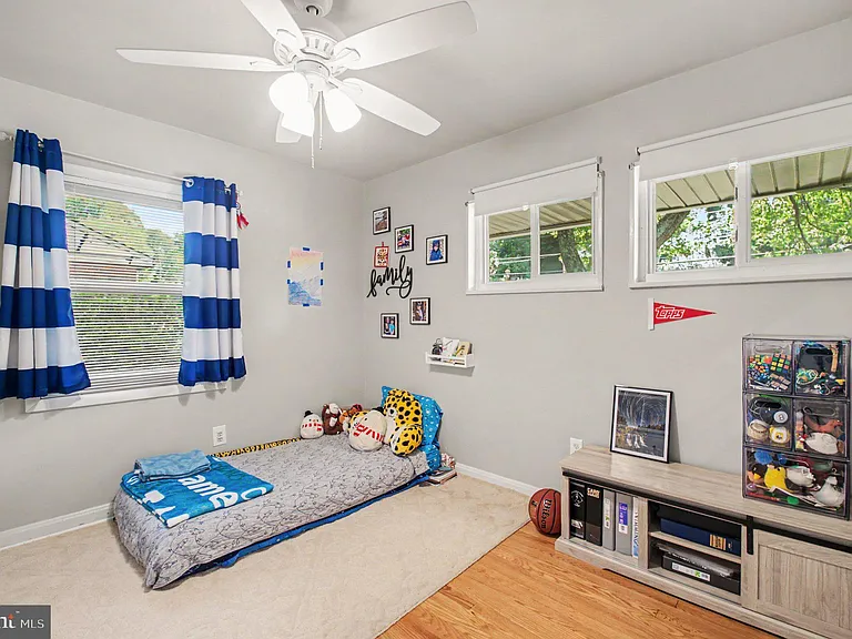 6417 Berkshire Dr — Photo 15