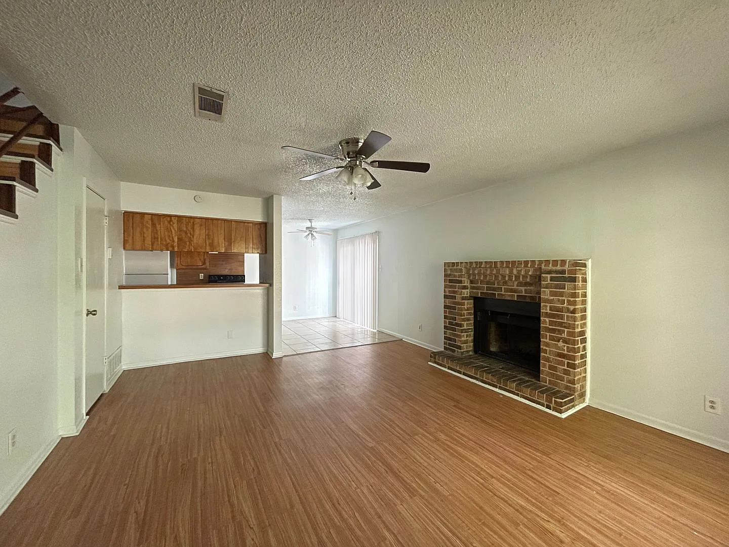 1704 Bundrant Dr — Photo 2