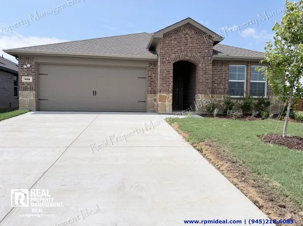 629 Dunhill Rd, Nevada, TX 75173