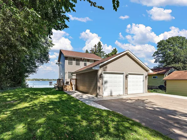 3413 Interlachen Dr NE, Ham Lake, MN 55304