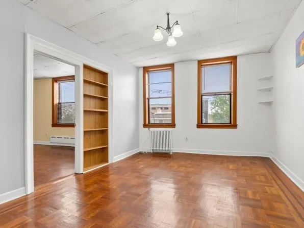 523 34th Street image 2 of 6