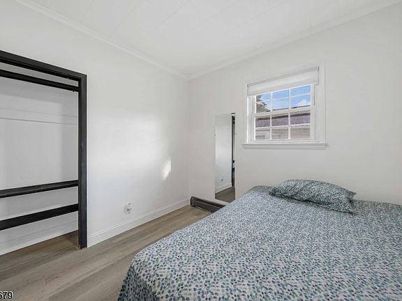 5th image of 99 Newby Ave