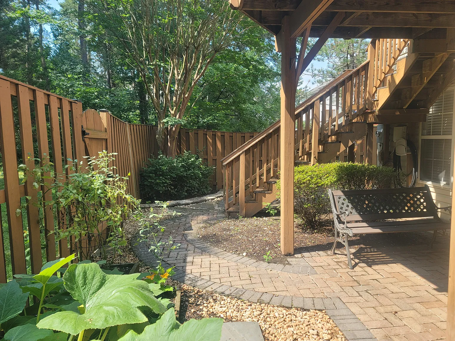 4 bed, 3.5 bath, 3336 sqft, $3,995 — Photo 3