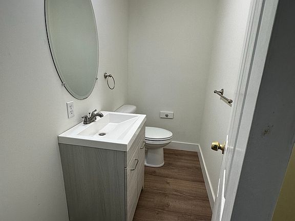 5th image of 48 Heron Ct