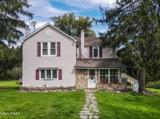 141 Peifer Rd, Lake Ariel, PA 18436