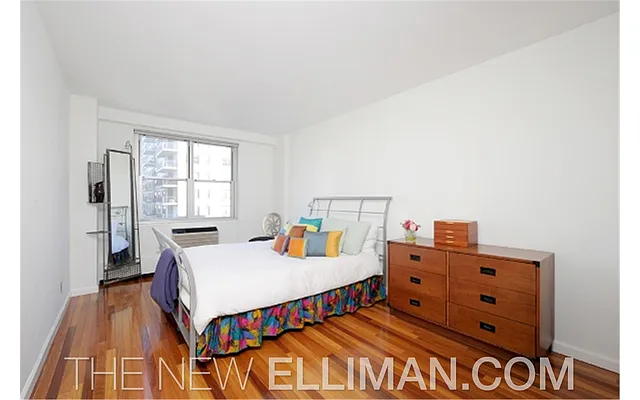 Sold by Douglas Elliman | media 3