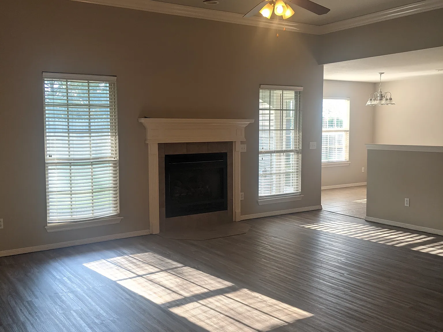 3 bed, 1575 sqft, $1,800 — Photo 2