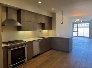 2652 Harrison St #305, San Francisco, CA 94110