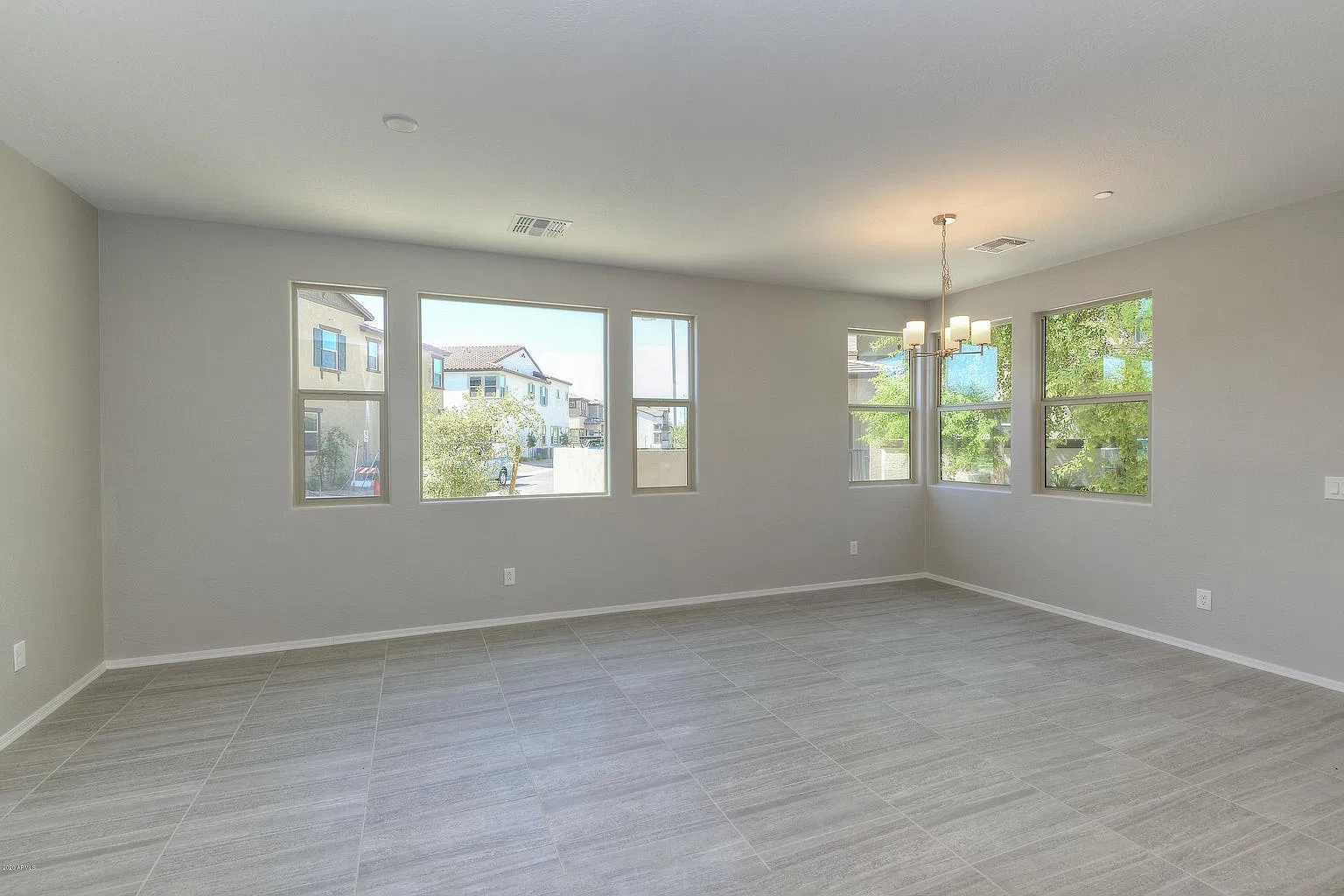 3 bed, 1497 sqft, $2,100 — Photo 3
