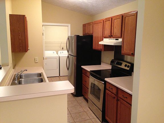 Kitchen with Laundry attache