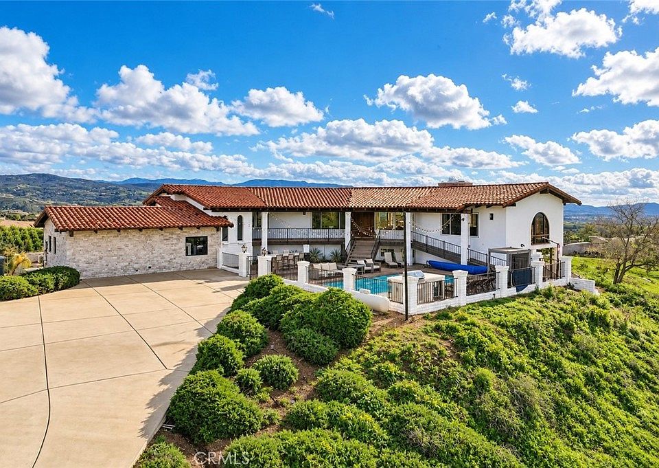 1st image of 38225 Camino Sierra Rd