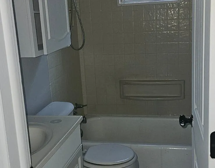 1214 Burleson St — Photo 19
