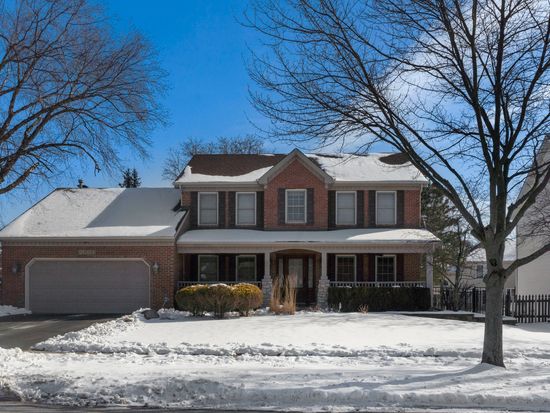 2660 Salix Cir, Naperville, IL 60564