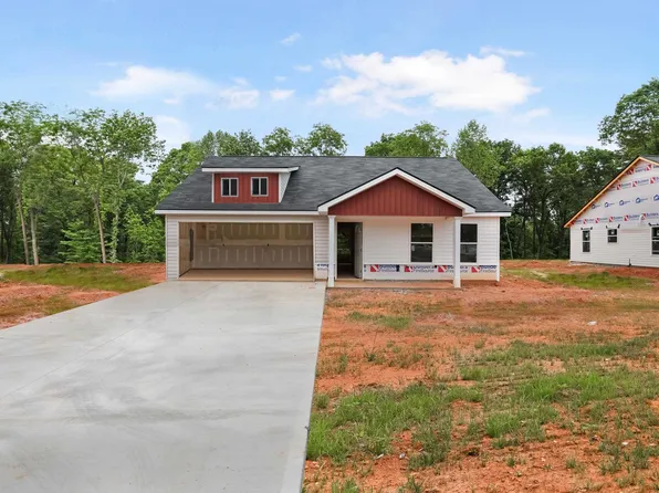 790 N Trade Ave, Landrum, SC 29356