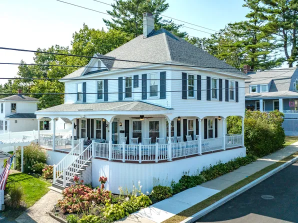 43 Union Ave, Old Orchard Beach, ME 04064